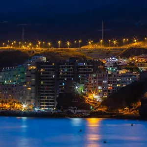 Coqueto En El Puerto Deportivo De Radazul